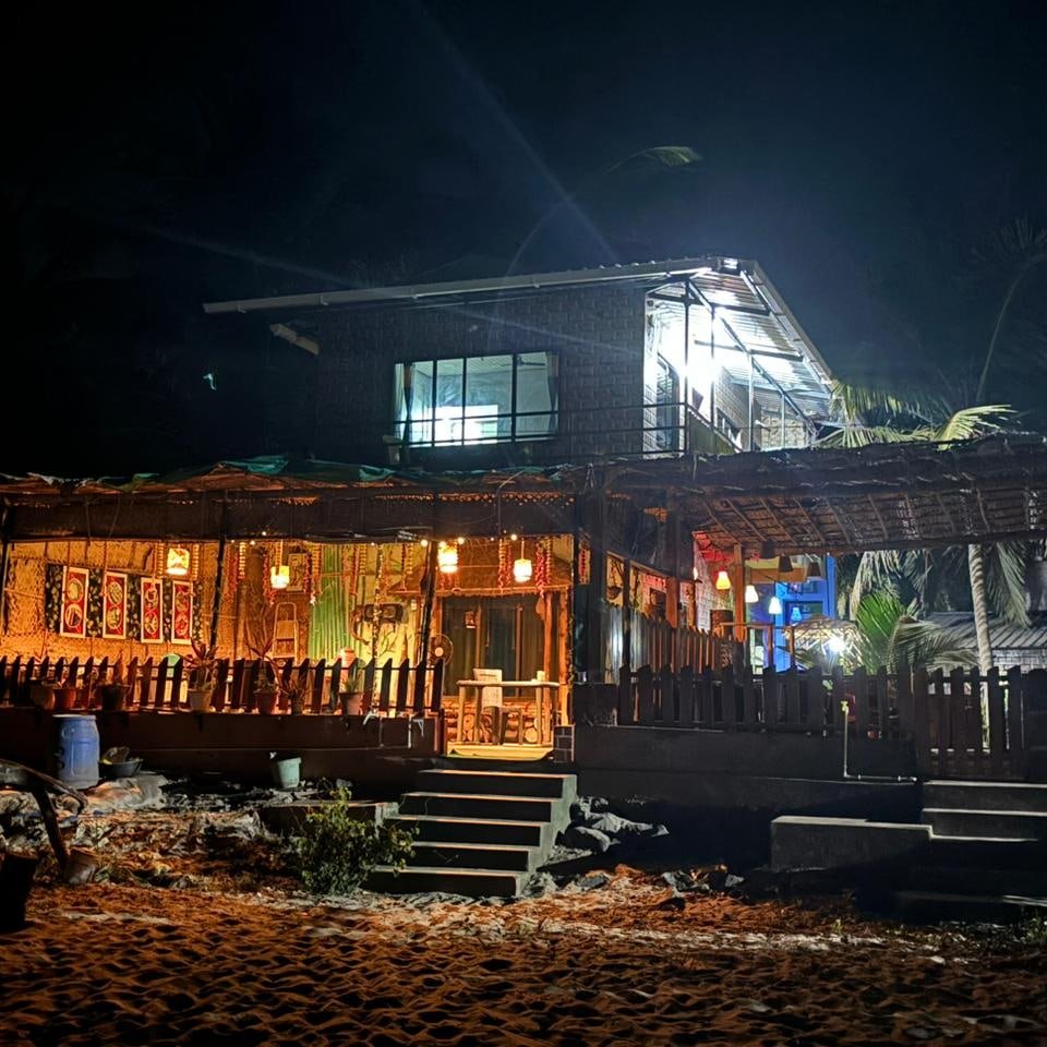 Stay in Nivati Beach homestay