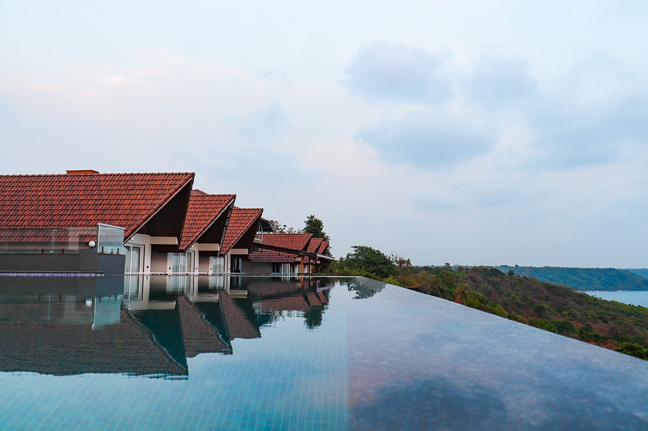 venga-seacliff-infinity-pool-6